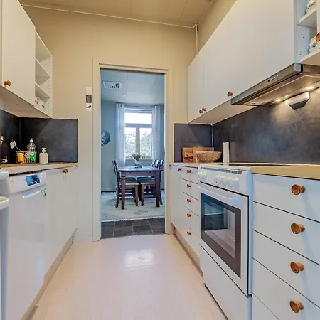 Διαμέρισμα In *